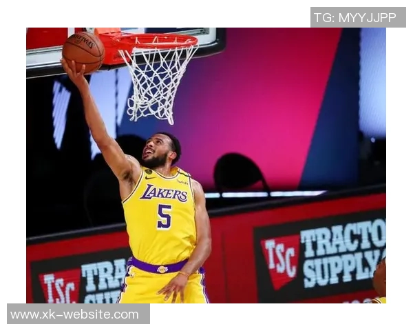 里弗斯称赞特纳表现出色正在努力为其找到最佳位置