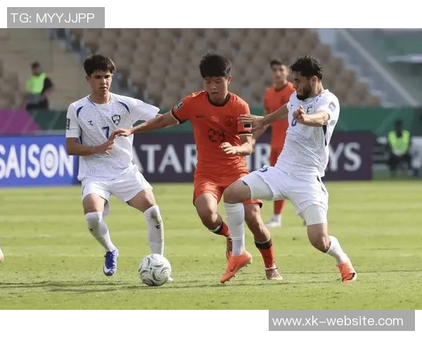 杨希与蒯纪闻社媒互动引发加盟海港猜想蒯纪闻回应上海港问题 杨希与蒯纪闻社媒互动引发加盟海港猜想蒯纪闻回应上海港问题