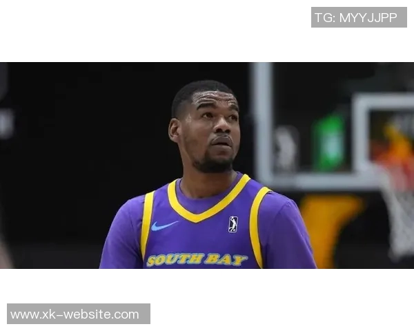 赫伯特琼斯缺席湖人前后比赛的神秘原因分析